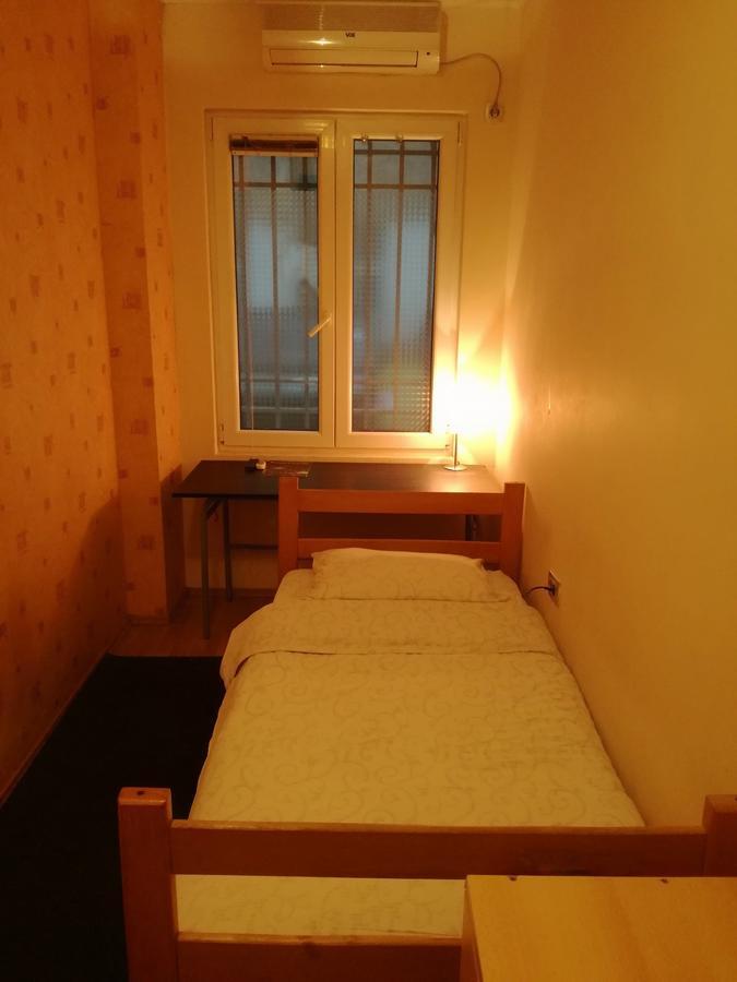 Hostel Jasmin Belgrade Exterior photo